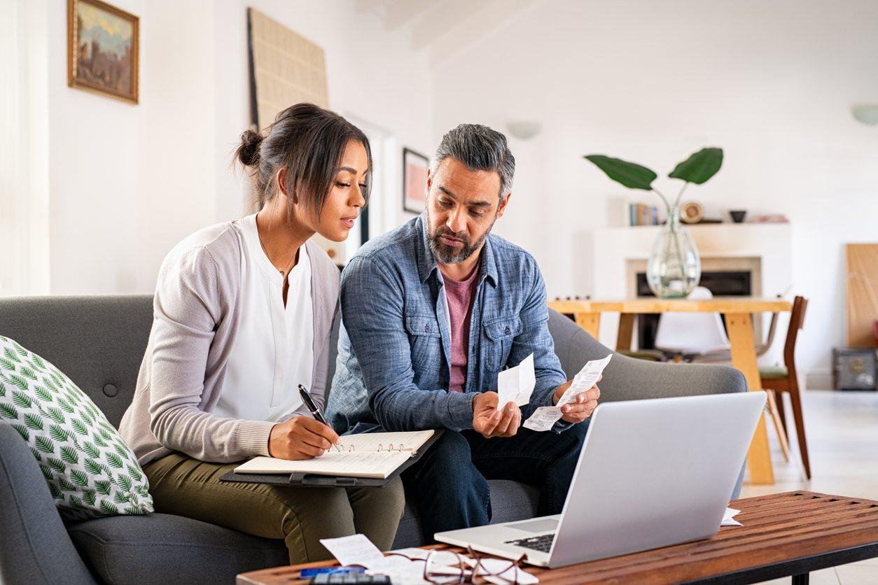 Tax Advantages And Disadvantages Of Married Filing Jointly vs. Married Filing Separately (2026)